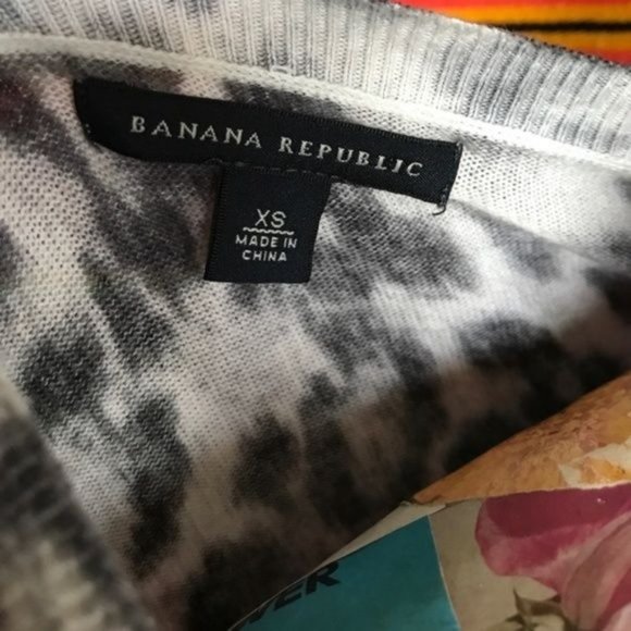 Banana Republic Cheetah Leopard Sweater Mad Men - Picture 6 of 6